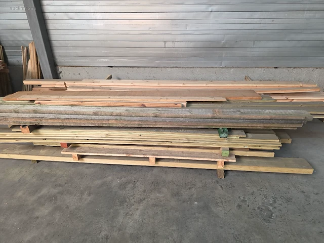 Grote partij hout - afbeelding 20 van  41