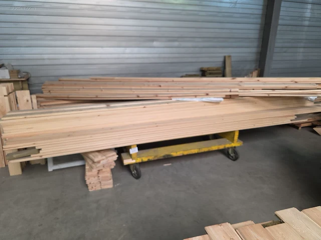 Grote partij hout - afbeelding 25 van  41