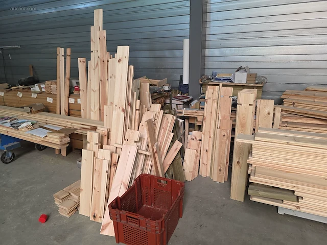 Grote partij hout - afbeelding 26 van  41