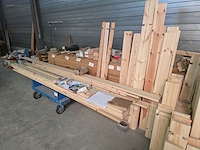 Grote partij hout - afbeelding 27 van  41