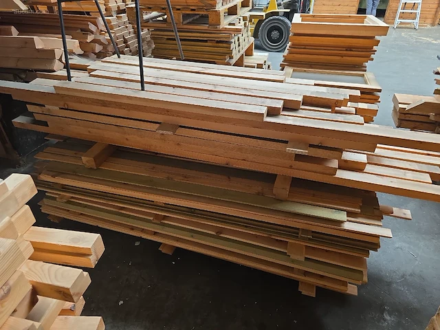 Grote partij hout - afbeelding 4 van  38