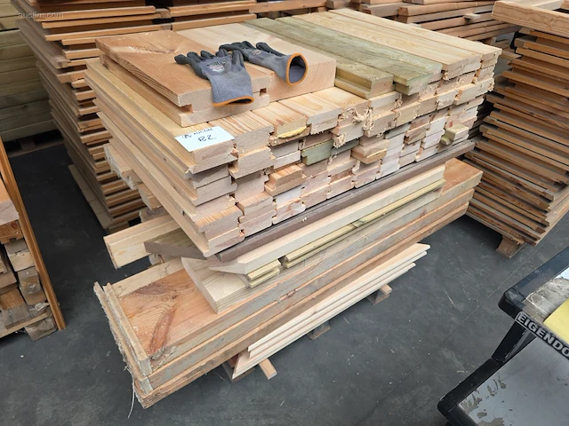 Grote partij hout - afbeelding 8 van  38