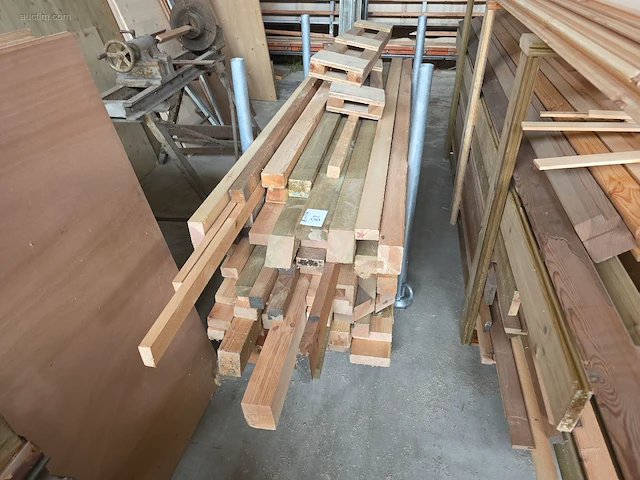 Grote partij hout - afbeelding 14 van  38