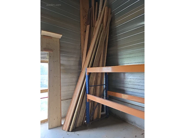 Grote partij hout - afbeelding 18 van  38