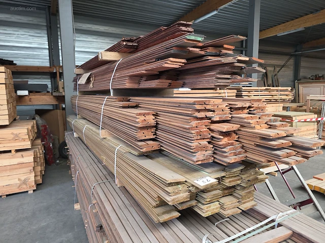 Grote partij hout - afbeelding 24 van  38