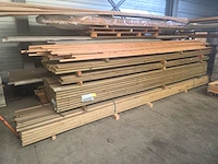 Grote partij hout - afbeelding 30 van  38