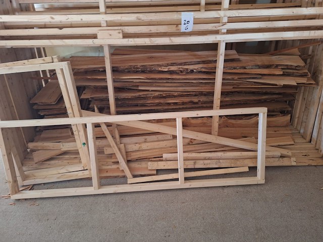 Grote partij houten constructie - afbeelding 4 van  5