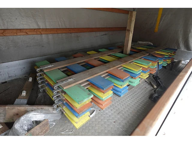 Grote partij houten omheining - afbeelding 4 van  12