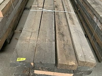 Grote partij houten planken en balken - afbeelding 2 van  2