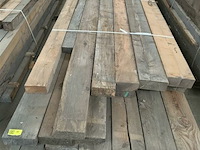 Grote partij houten planken en balken - afbeelding 2 van  2