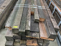 Grote partij houten planken en balken - afbeelding 2 van  2