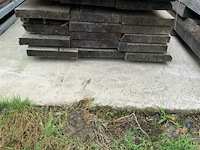 Grote partij houten planken en balken - afbeelding 1 van  2