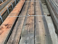 Grote partij houten planken en balken - afbeelding 2 van  2