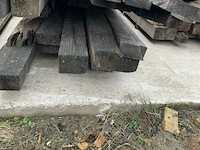 Grote partij houten planken en balken - afbeelding 1 van  2