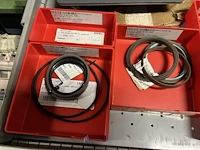 Grote partij hydraulische afdichtings- en revisiesets - afbeelding 30 van  154