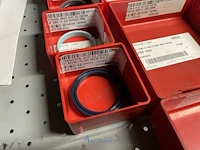 Grote partij hydraulische afdichtings- en revisiesets - afbeelding 80 van  154