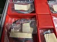 Grote partij hydraulische afdichtings- en revisiesets - afbeelding 94 van  154