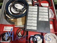 Grote partij hydraulische afdichtings- en revisiesets - afbeelding 89 van  154