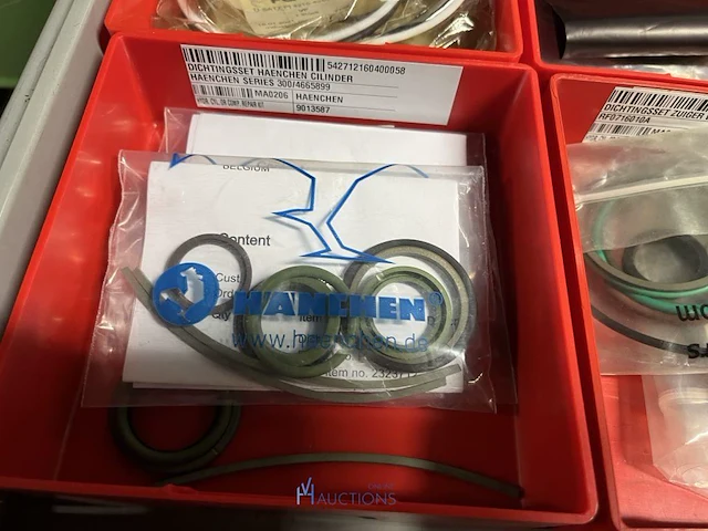 Grote partij hydraulische afdichtings- en revisiesets - afbeelding 108 van  154