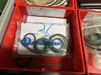 Grote partij hydraulische afdichtings- en revisiesets - afbeelding 108 van  154