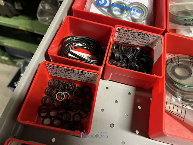 Grote partij hydraulische afdichtings- en revisiesets - afbeelding 112 van  154