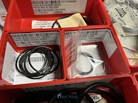 Grote partij hydraulische afdichtings- en revisiesets - afbeelding 129 van  154