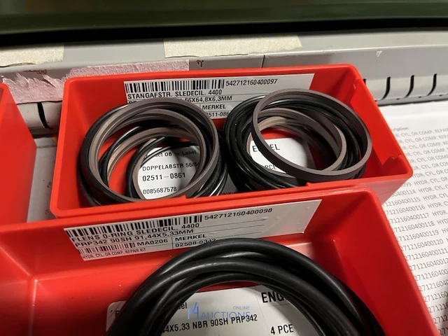 Grote partij hydraulische afdichtings- en revisiesets - afbeelding 148 van  154