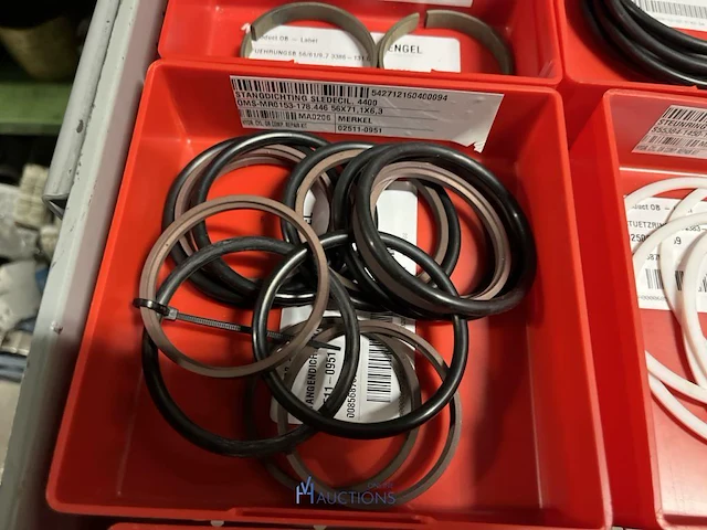 Grote partij hydraulische afdichtings- en revisiesets - afbeelding 153 van  154