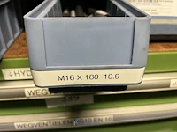 Grote partij hydraulische ventielen en manifoldblokken - afbeelding 36 van  153