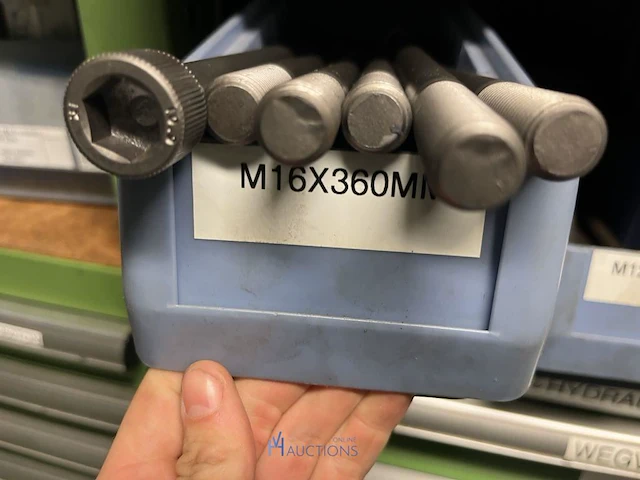 Grote partij hydraulische ventielen en manifoldblokken - afbeelding 42 van  153