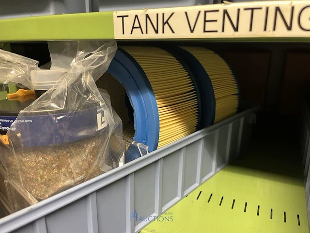 Grote partij hydraulische ventielen en manifoldblokken - afbeelding 51 van  153