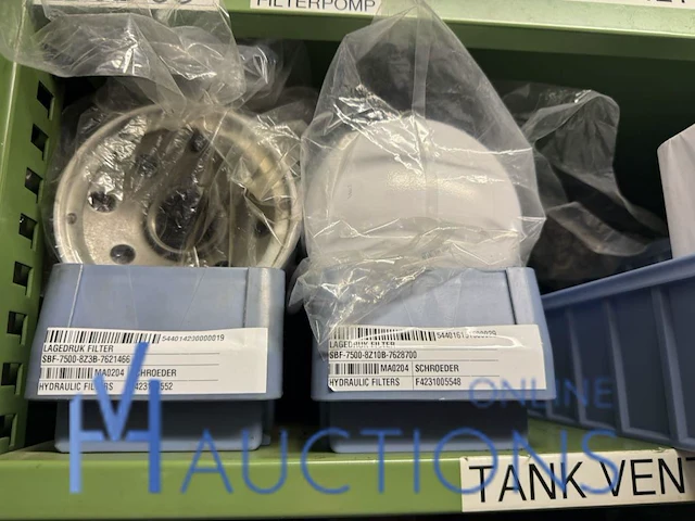 Grote partij hydraulische ventielen en manifoldblokken - afbeelding 46 van  153