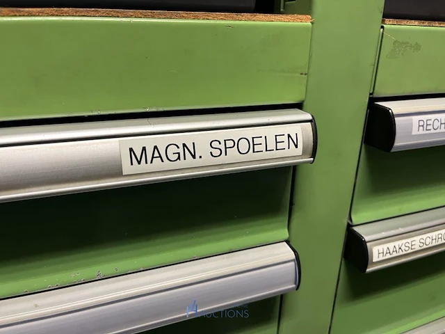 Grote partij hydraulische ventielen en manifoldblokken - afbeelding 65 van  153