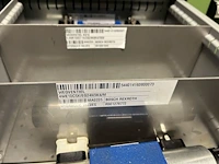 Grote partij hydraulische ventielen en manifoldblokken - afbeelding 84 van  153
