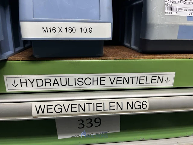 Grote partij hydraulische ventielen en manifoldblokken - afbeelding 86 van  153