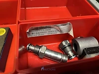 Grote partij hydraulische ventielen en manifoldblokken - afbeelding 101 van  153