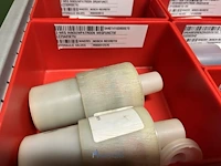 Grote partij hydraulische ventielen en manifoldblokken - afbeelding 112 van  153