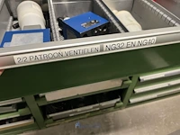 Grote partij hydraulische ventielen en manifoldblokken - afbeelding 117 van  153