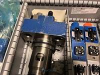 Grote partij hydraulische ventielen en manifoldblokken - afbeelding 135 van  153