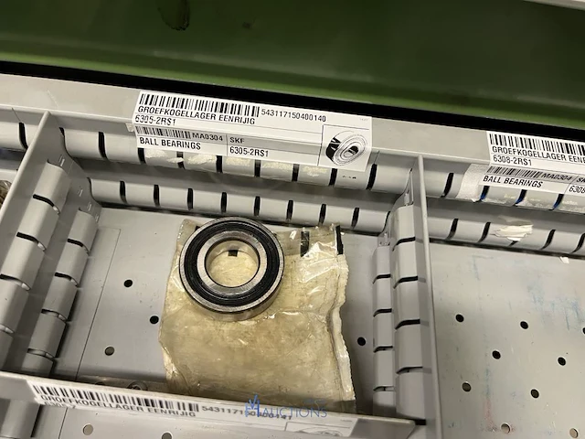 Grote partij industriële lagers en lagerhuizen - afbeelding 4 van  162