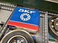 Grote partij industriële lagers en lagerhuizen - afbeelding 16 van  162
