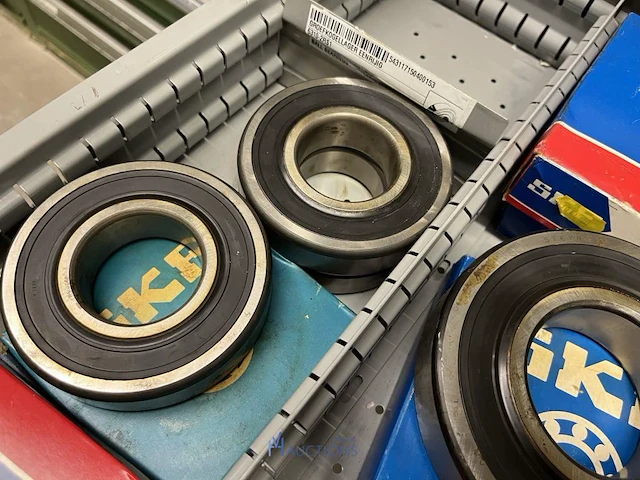 Grote partij industriële lagers en lagerhuizen - afbeelding 18 van  162