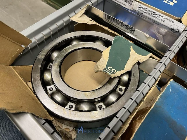 Grote partij industriële lagers en lagerhuizen - afbeelding 26 van  162