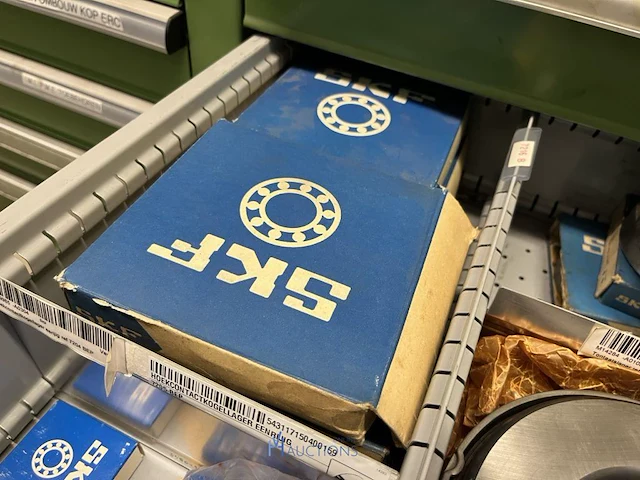 Grote partij industriële lagers en lagerhuizen - afbeelding 32 van  162