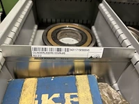 Grote partij industriële lagers en lagerhuizen - afbeelding 37 van  162
