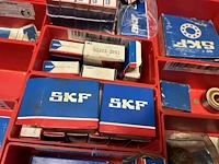 Grote partij industriële lagers en lagerhuizen - afbeelding 55 van  162