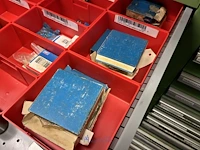 Grote partij industriële lagers en lagerhuizen - afbeelding 81 van  162