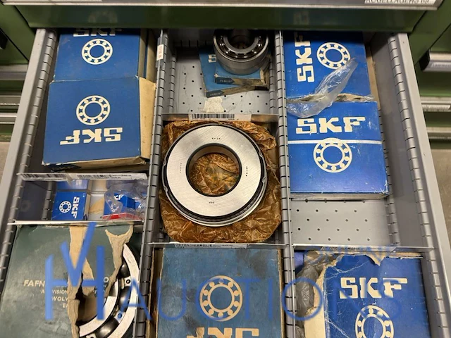 Grote partij industriële lagers en lagerhuizen - afbeelding 97 van  162
