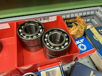 Grote partij industriële lagers en lagerhuizen - afbeelding 109 van  162