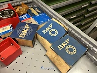 Grote partij industriële lagers en lagerhuizen - afbeelding 110 van  162
